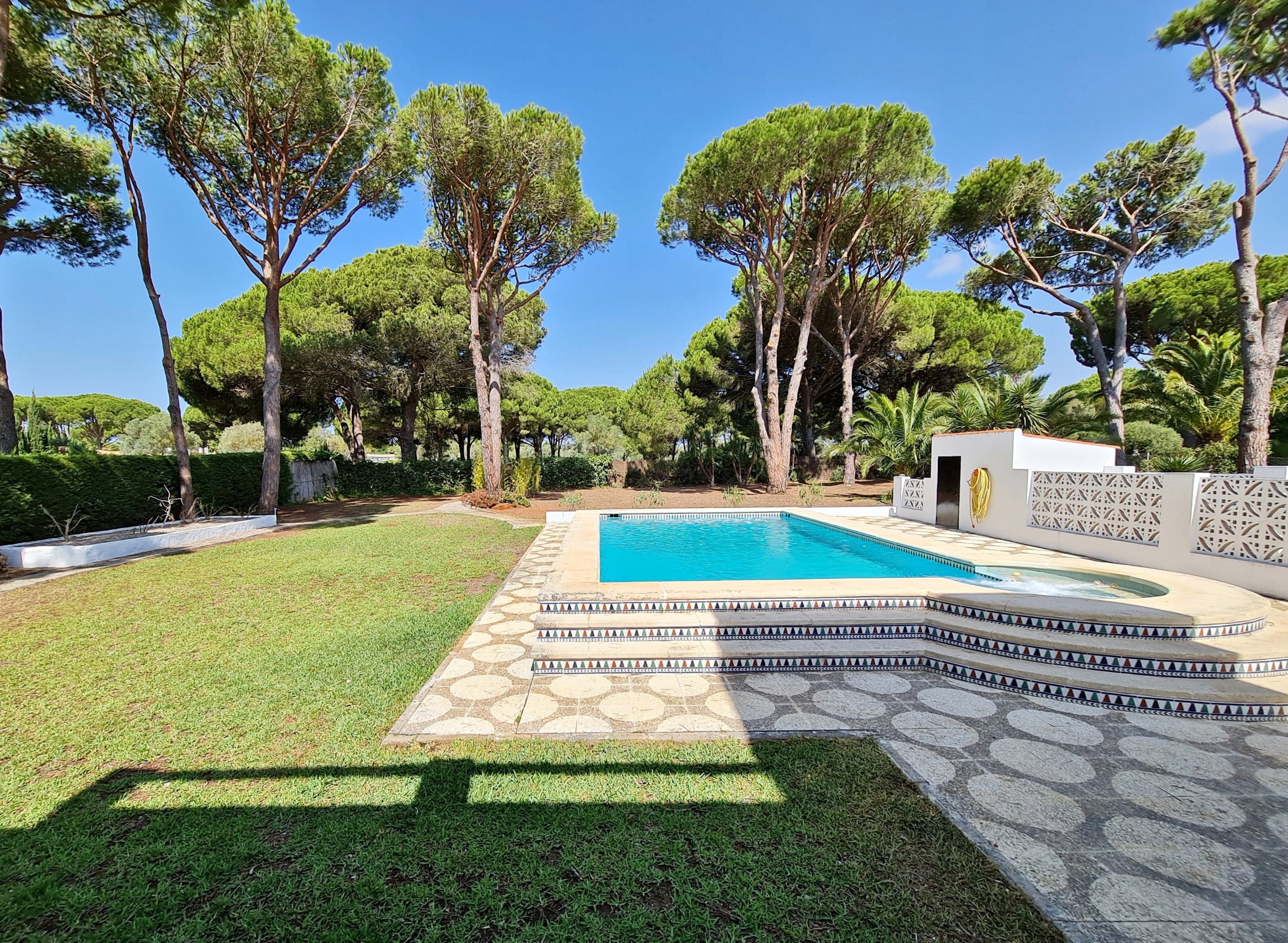 Andaluz Homes