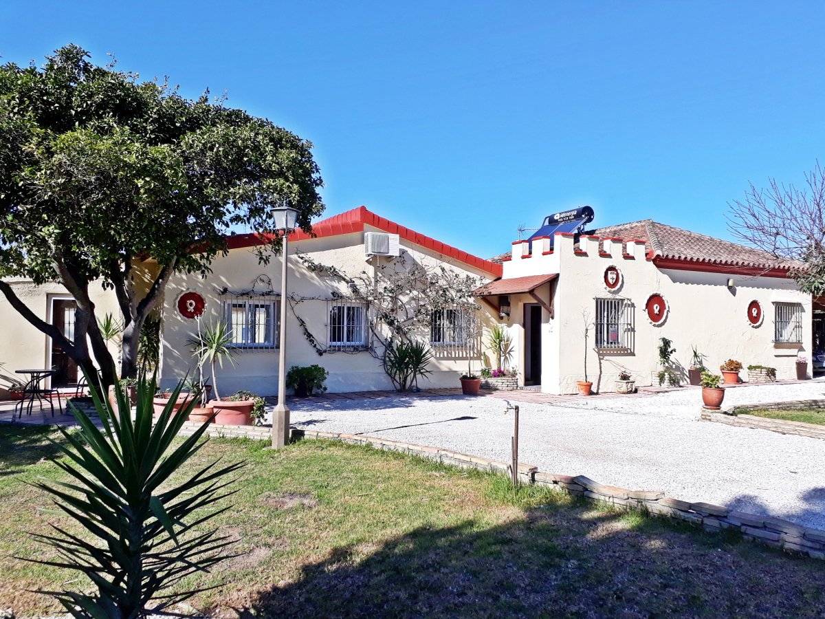 Andaluz Homes