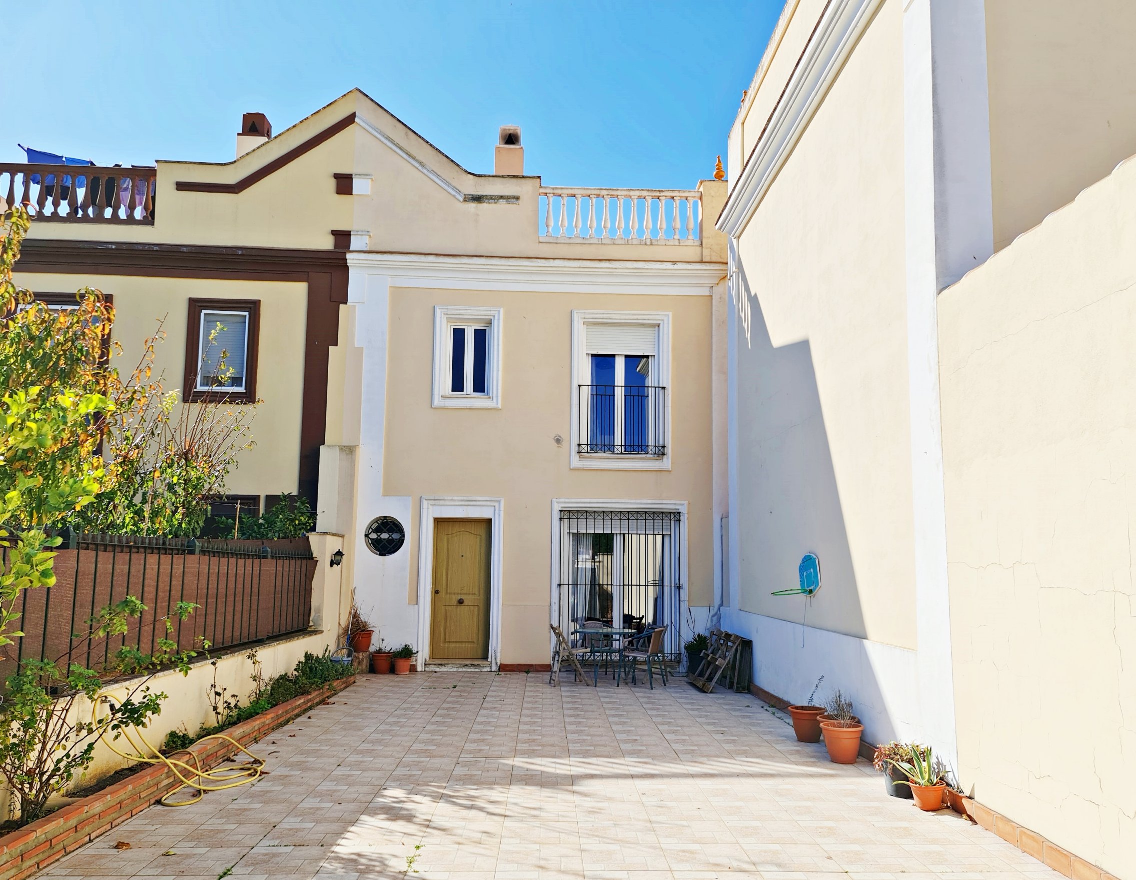 Andaluz Homes