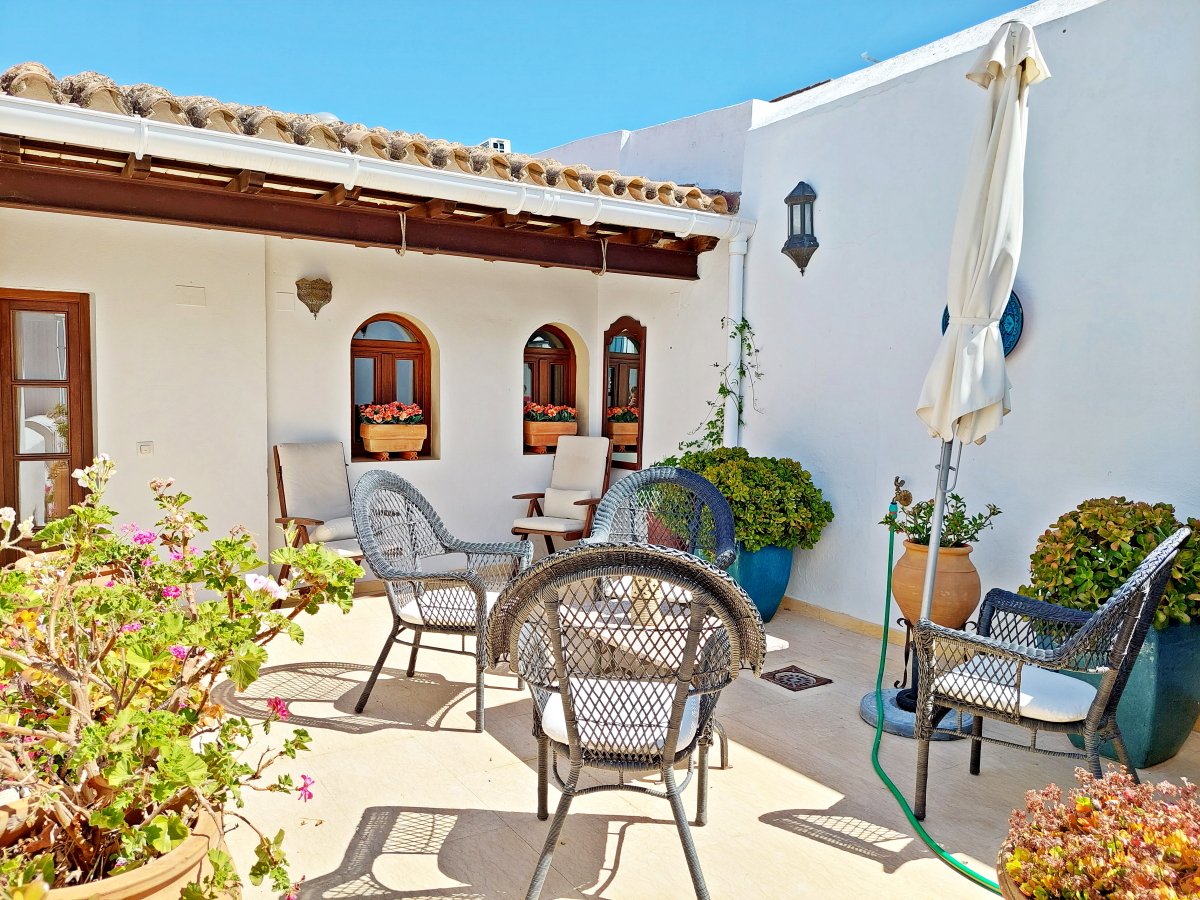 Andaluz Homes