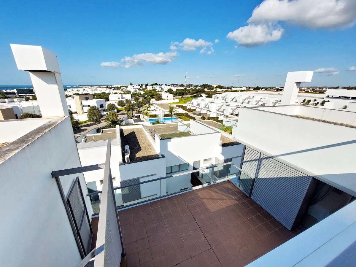 Andaluz Homes