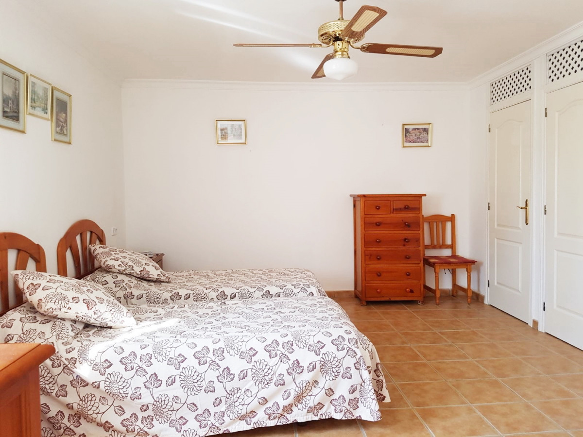 Andaluz Homes