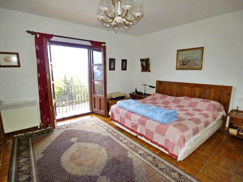 Andaluz Homes