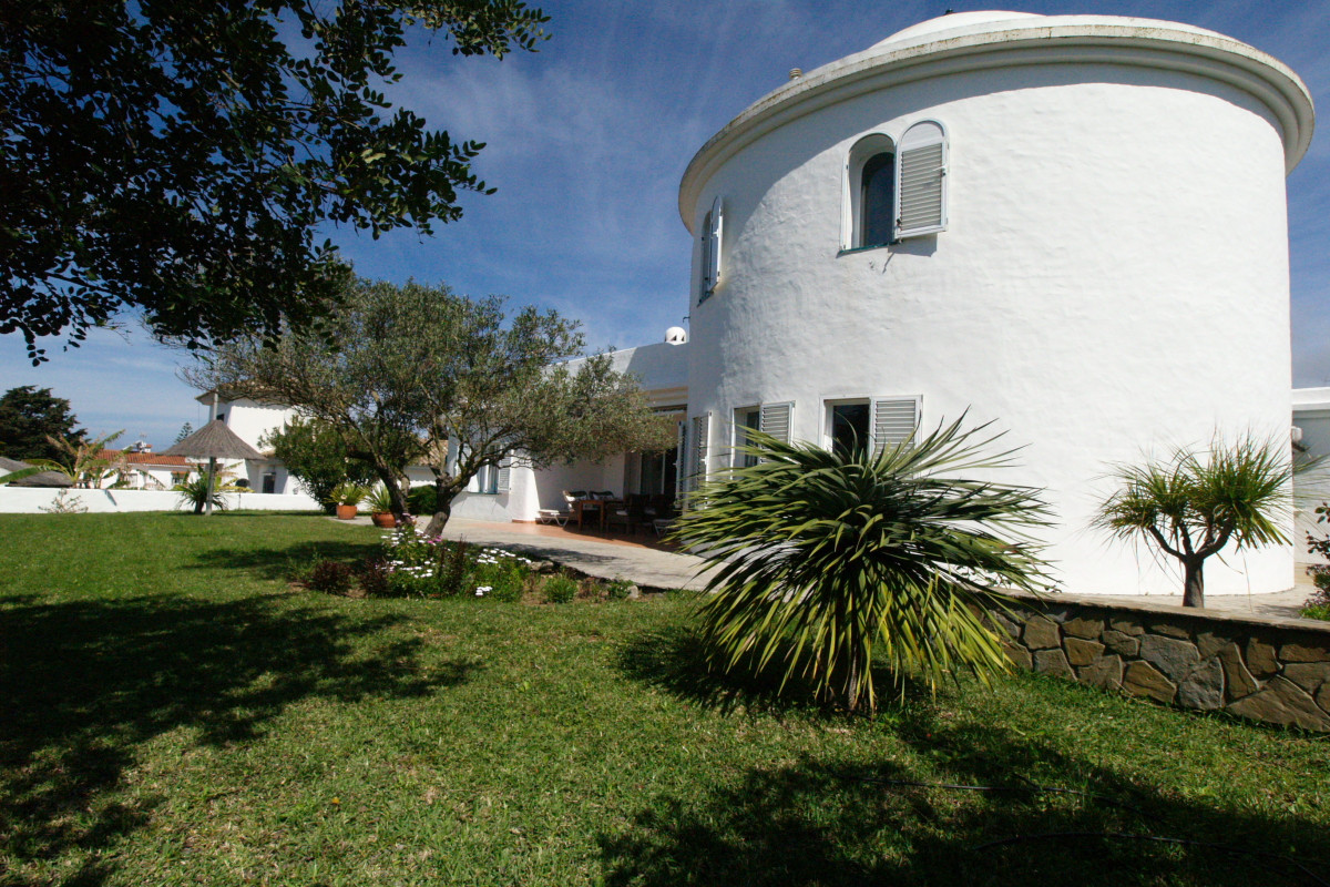 Andaluz Homes