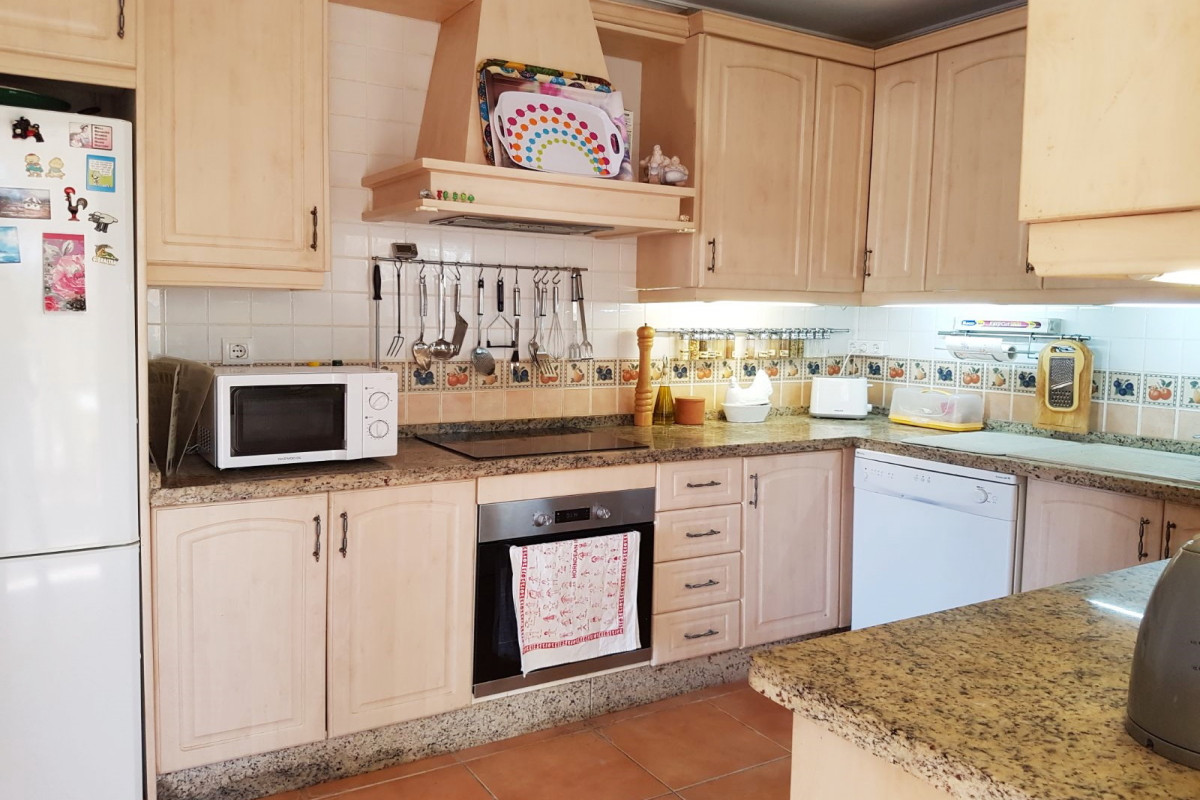 Andaluz Homes