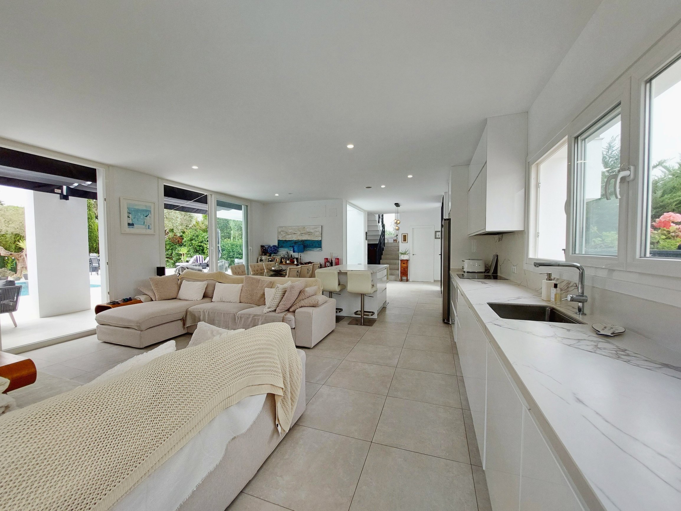 Andaluz Homes