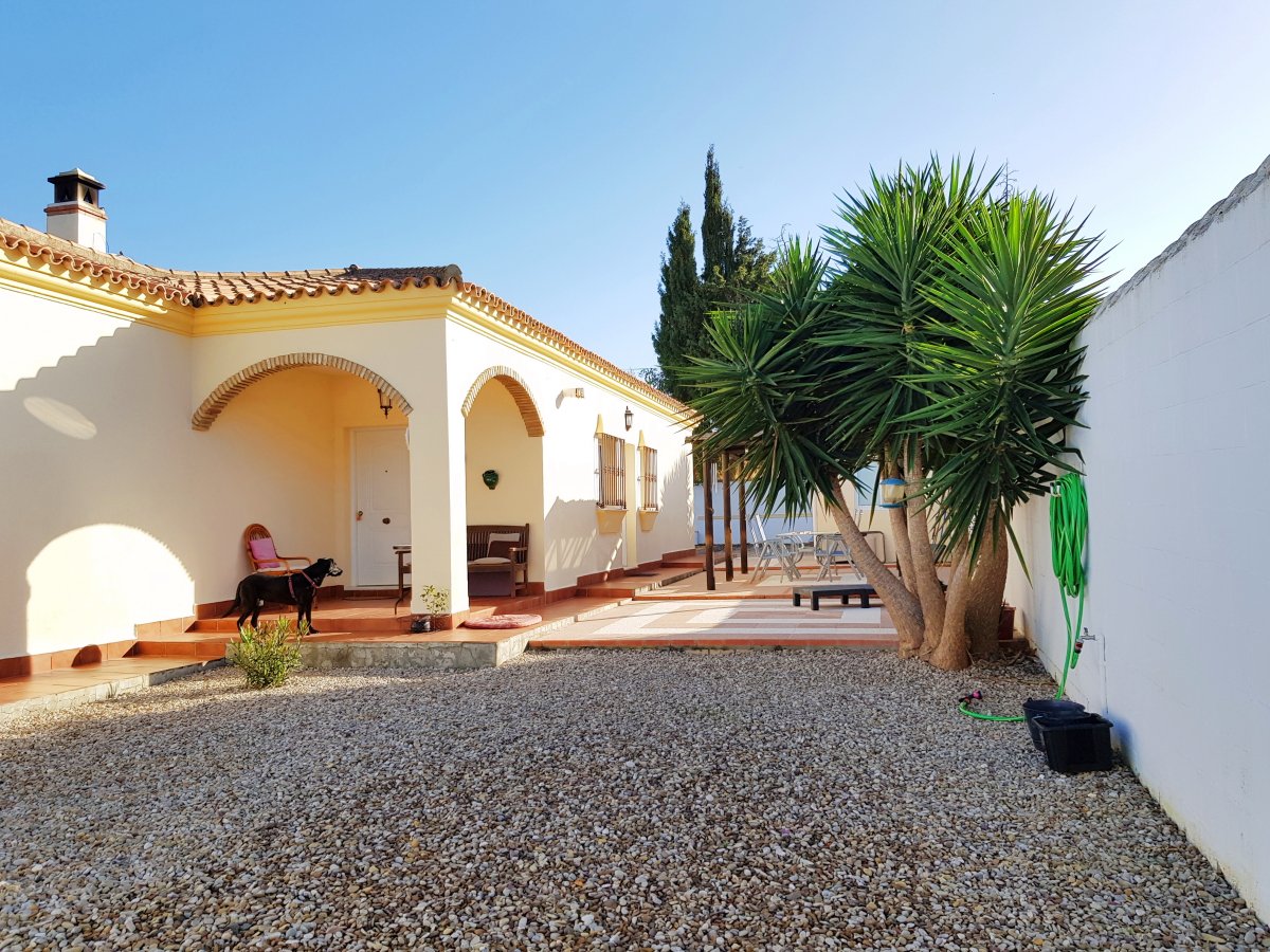Andaluz Homes