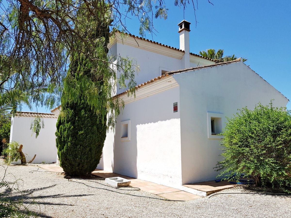 Andaluz Homes