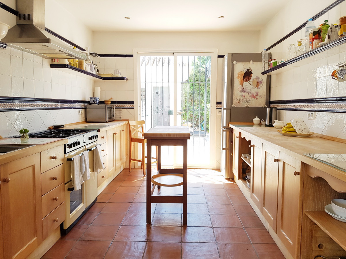 Andaluz Homes