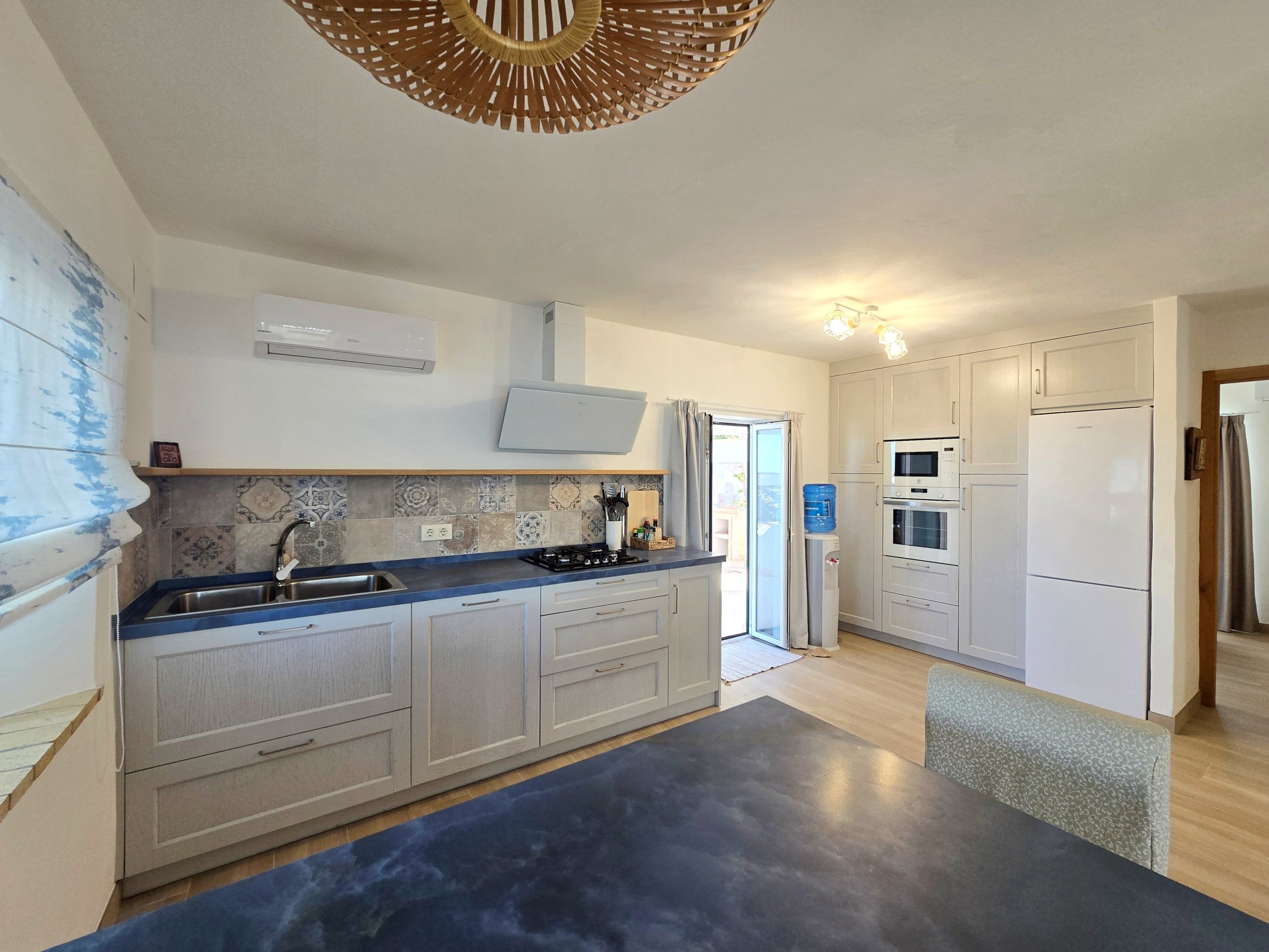 Andaluz Homes