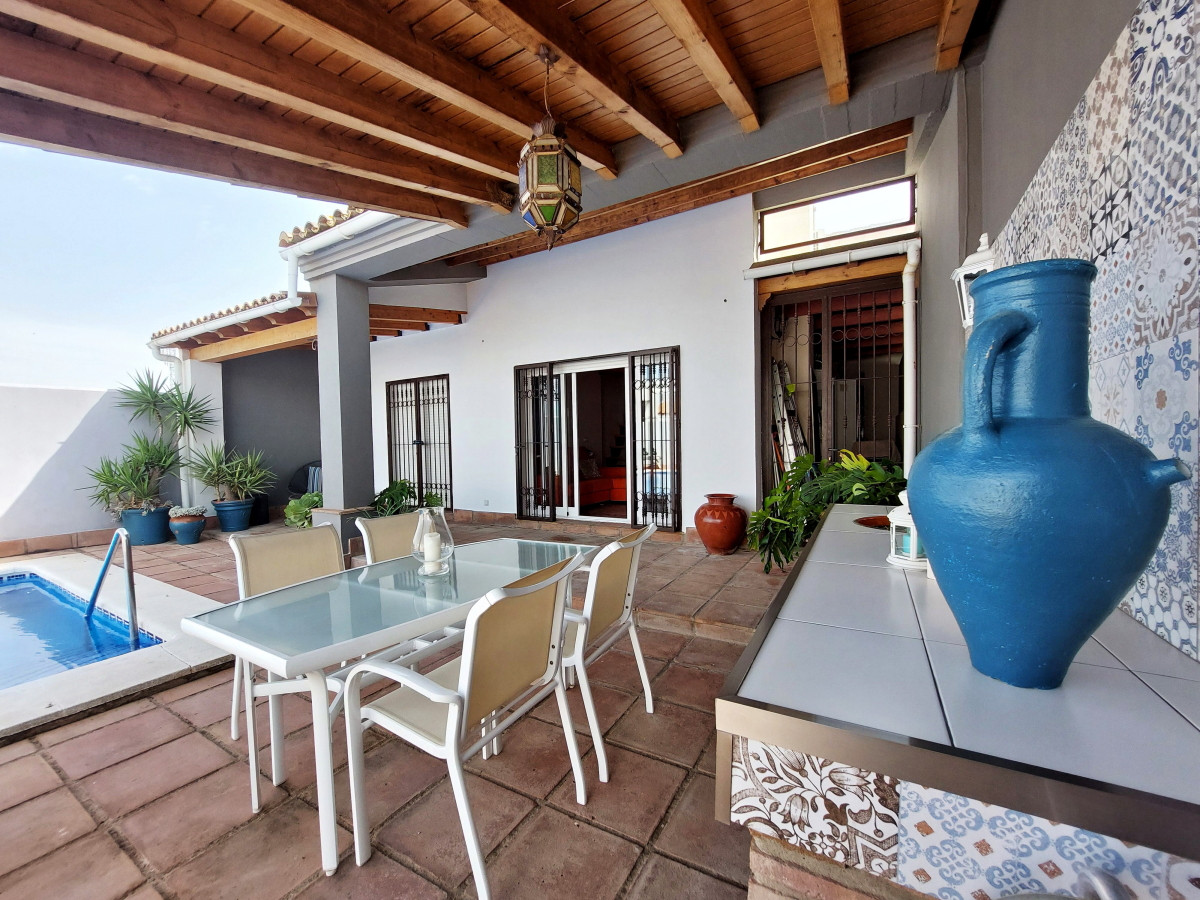 Andaluz Homes
