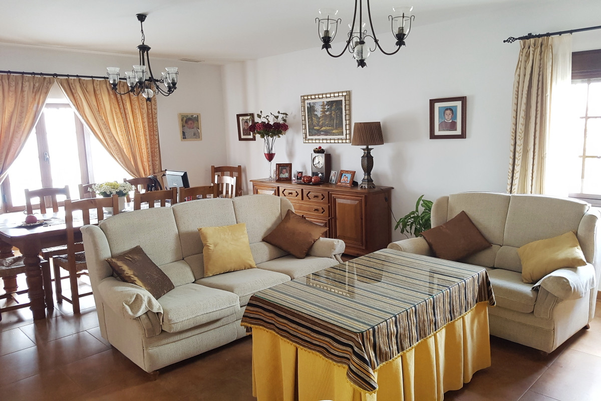 Andaluz Homes