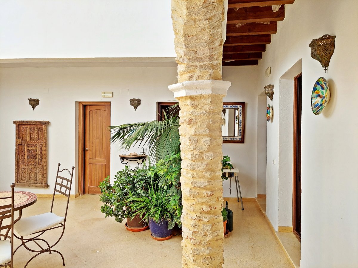 Andaluz Homes