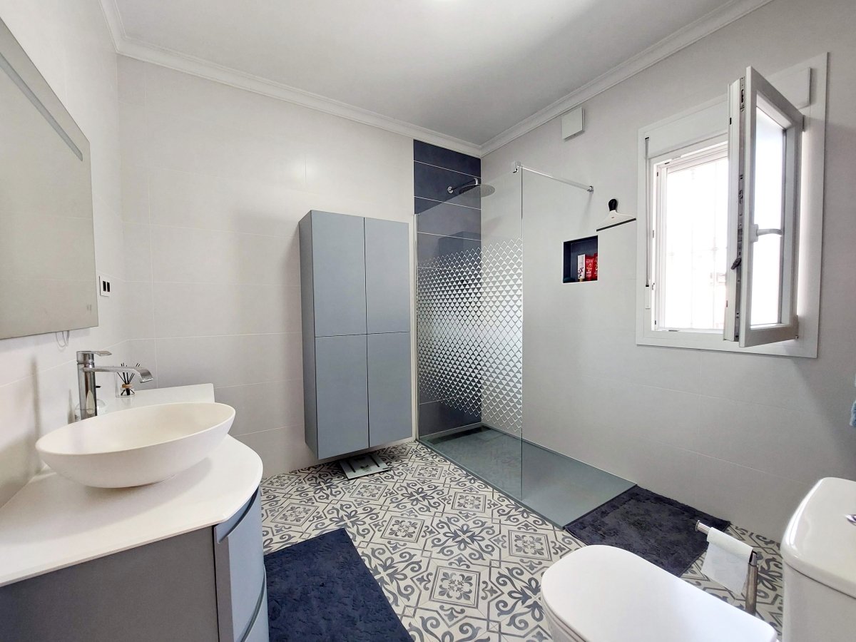 Andaluz Homes