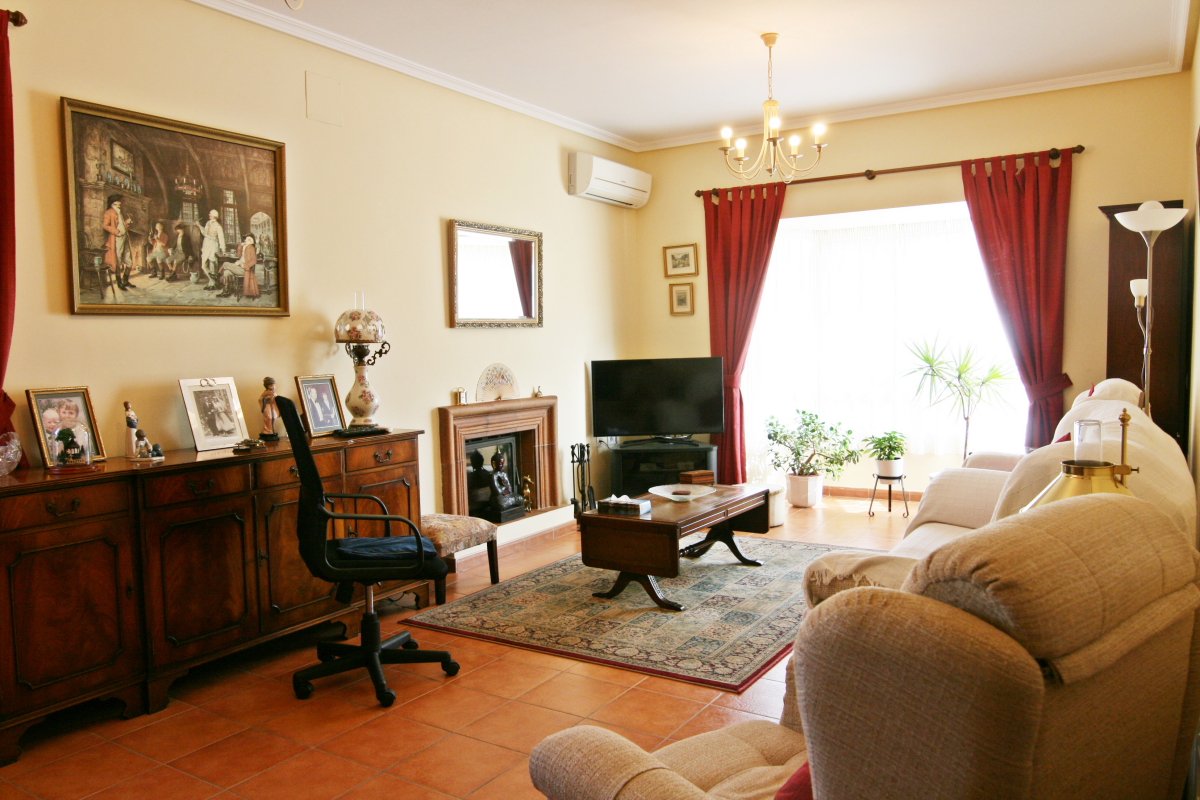 Andaluz Homes
