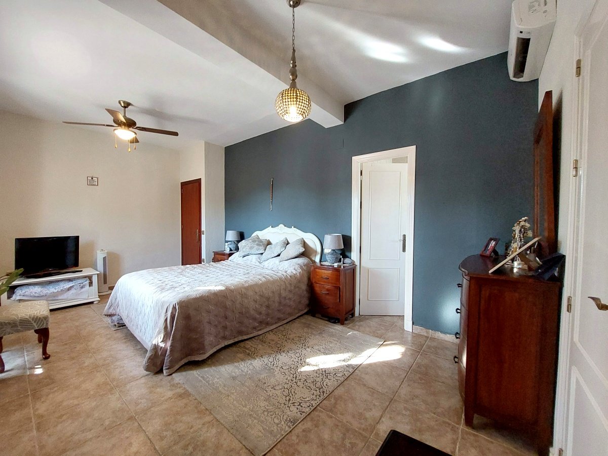 Andaluz Homes