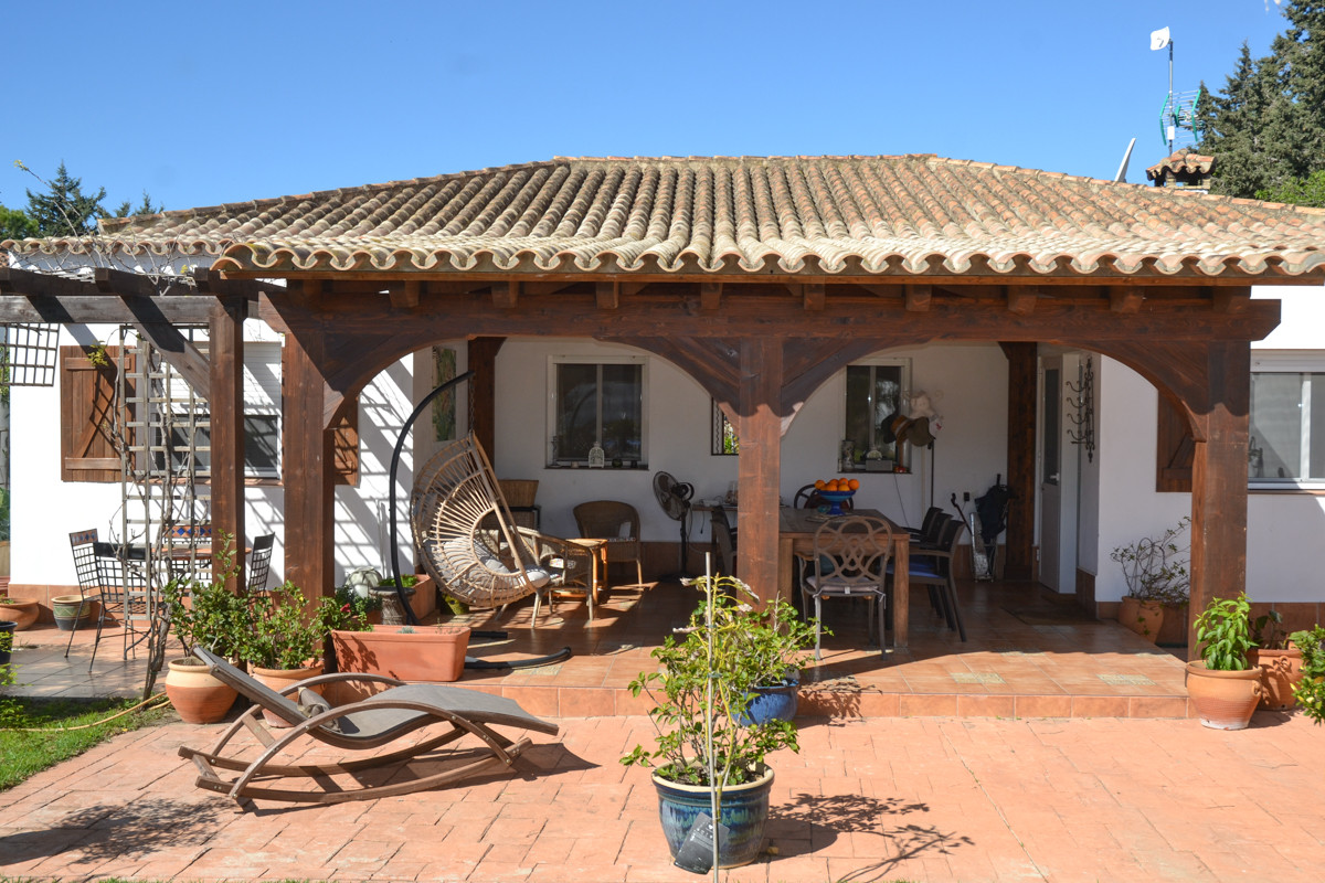 Andaluz Homes