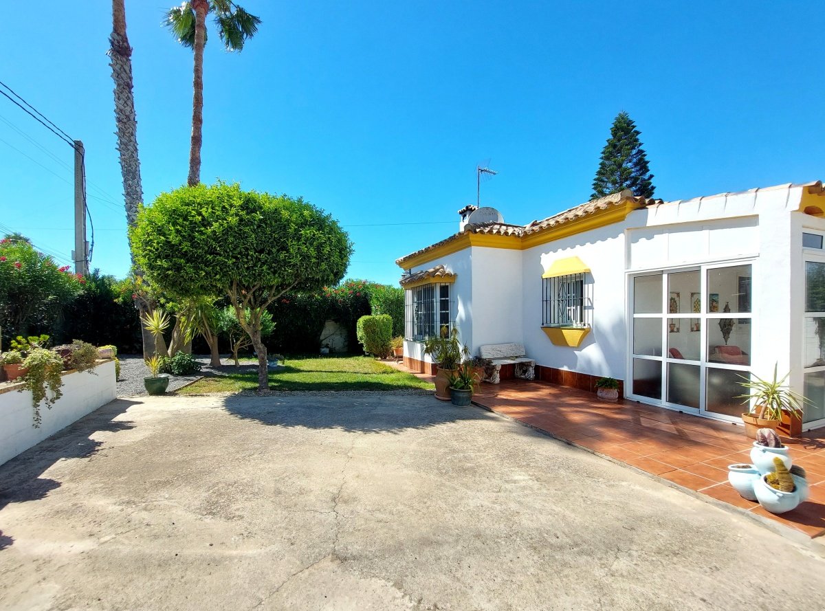 Andaluz Homes