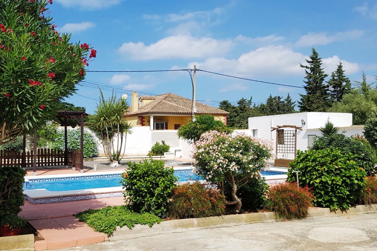Andaluz Homes