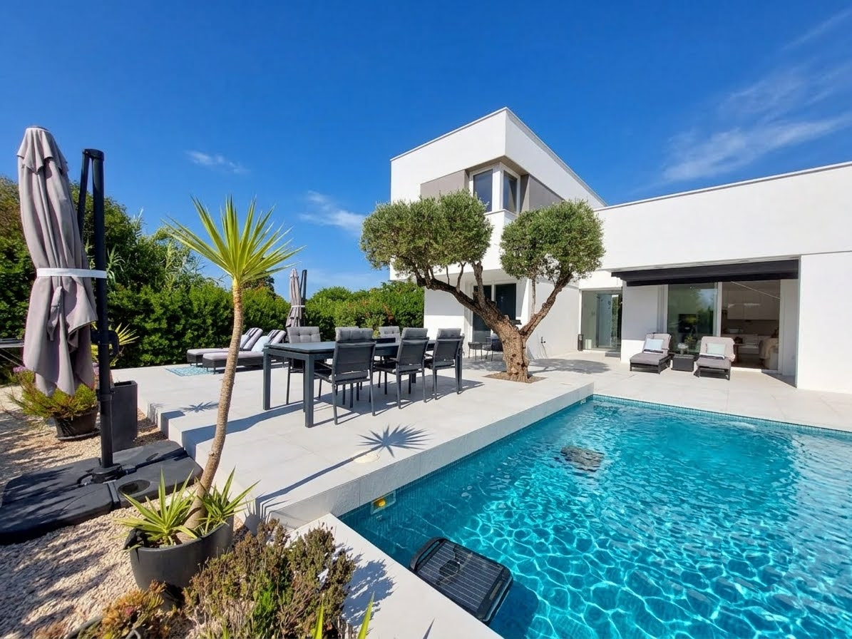 Andaluz Homes