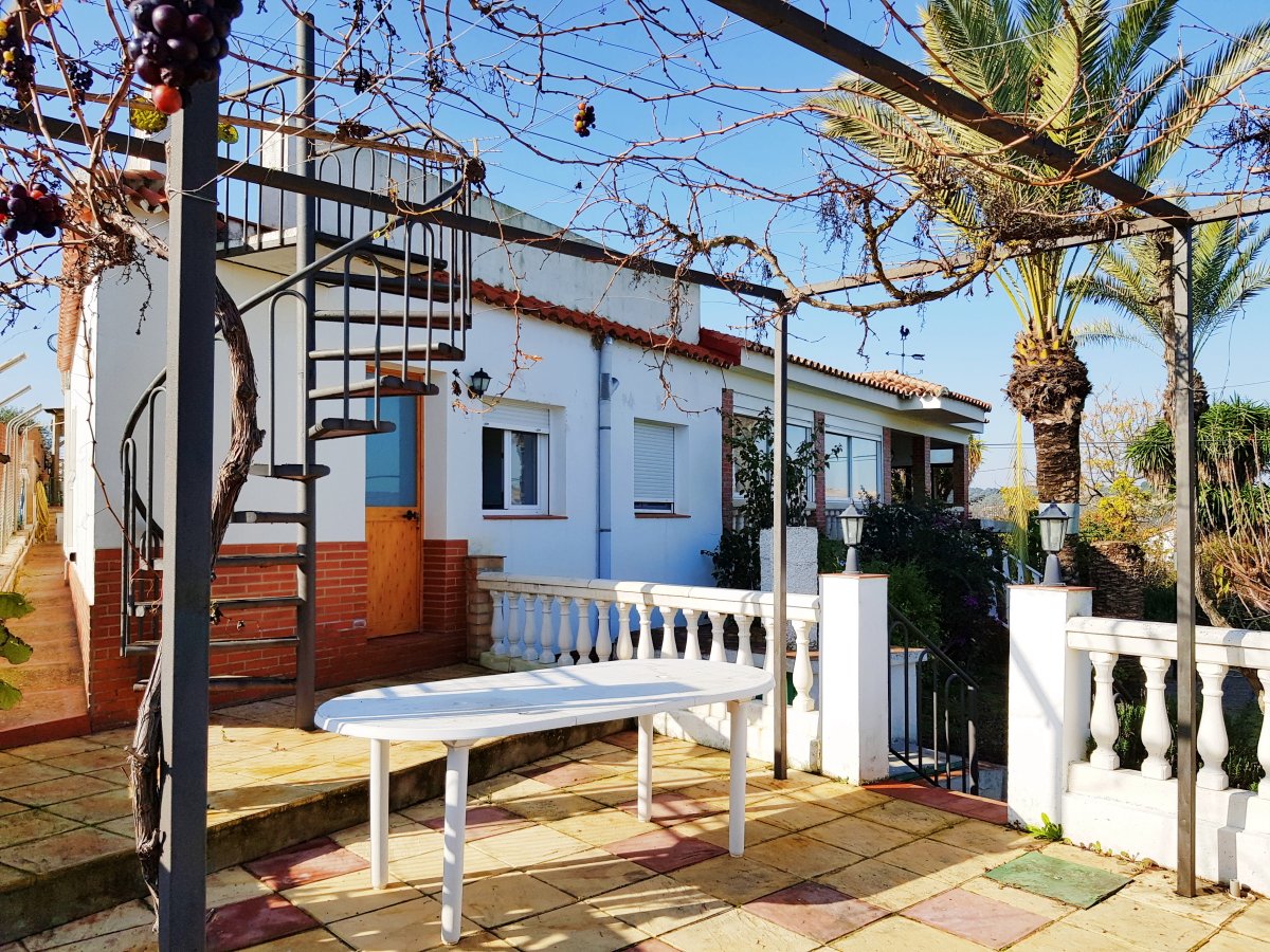 Andaluz Homes