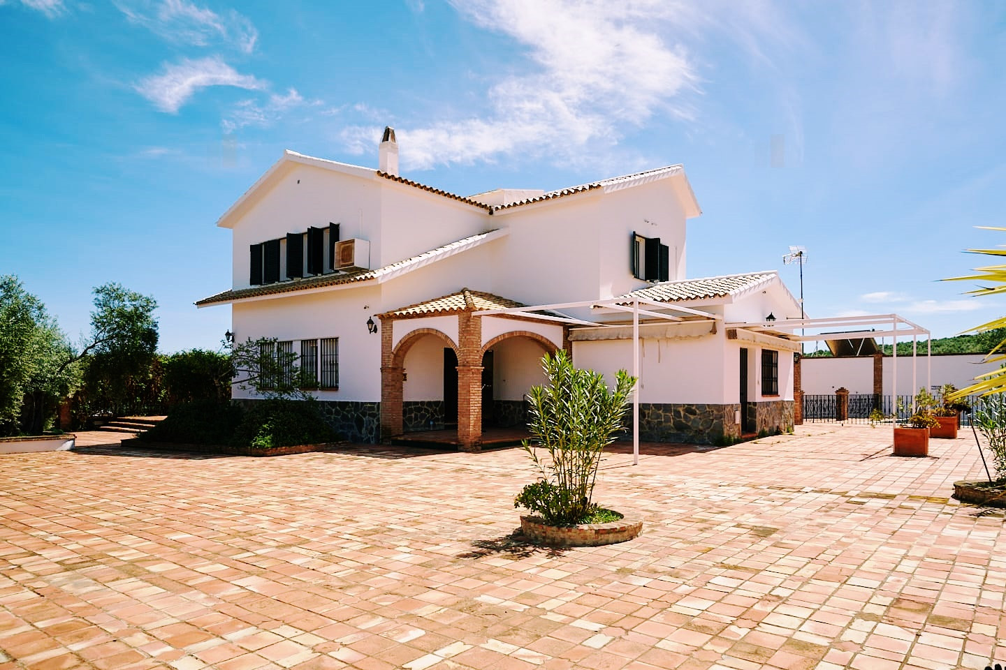 Andaluz Homes