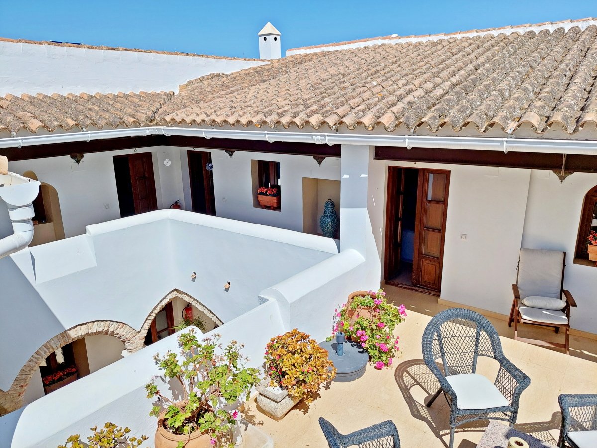 Andaluz Homes