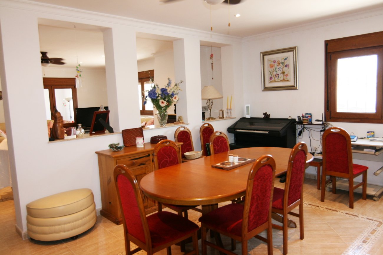 Andaluz Homes