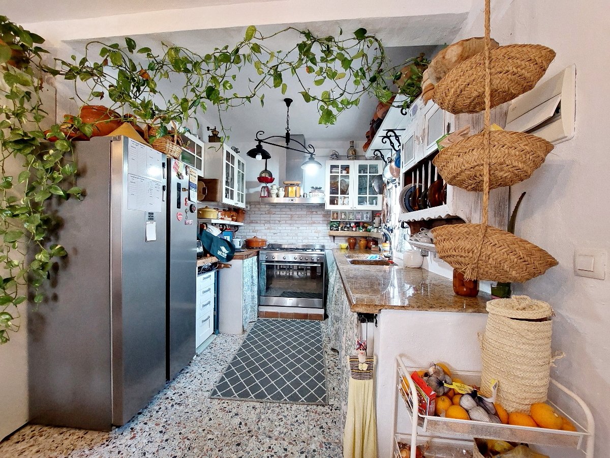 Andaluz Homes