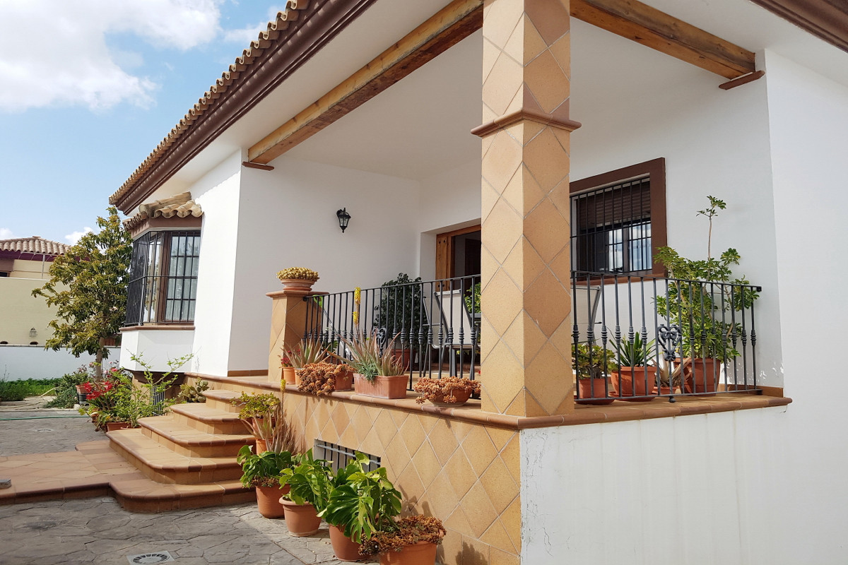 Andaluz Homes
