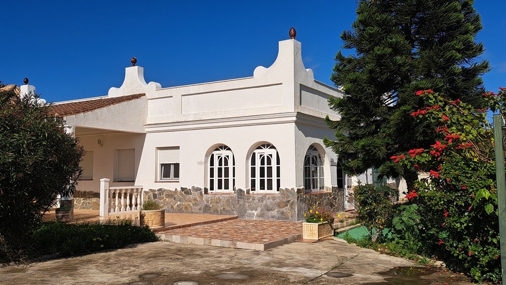 Andaluz Homes