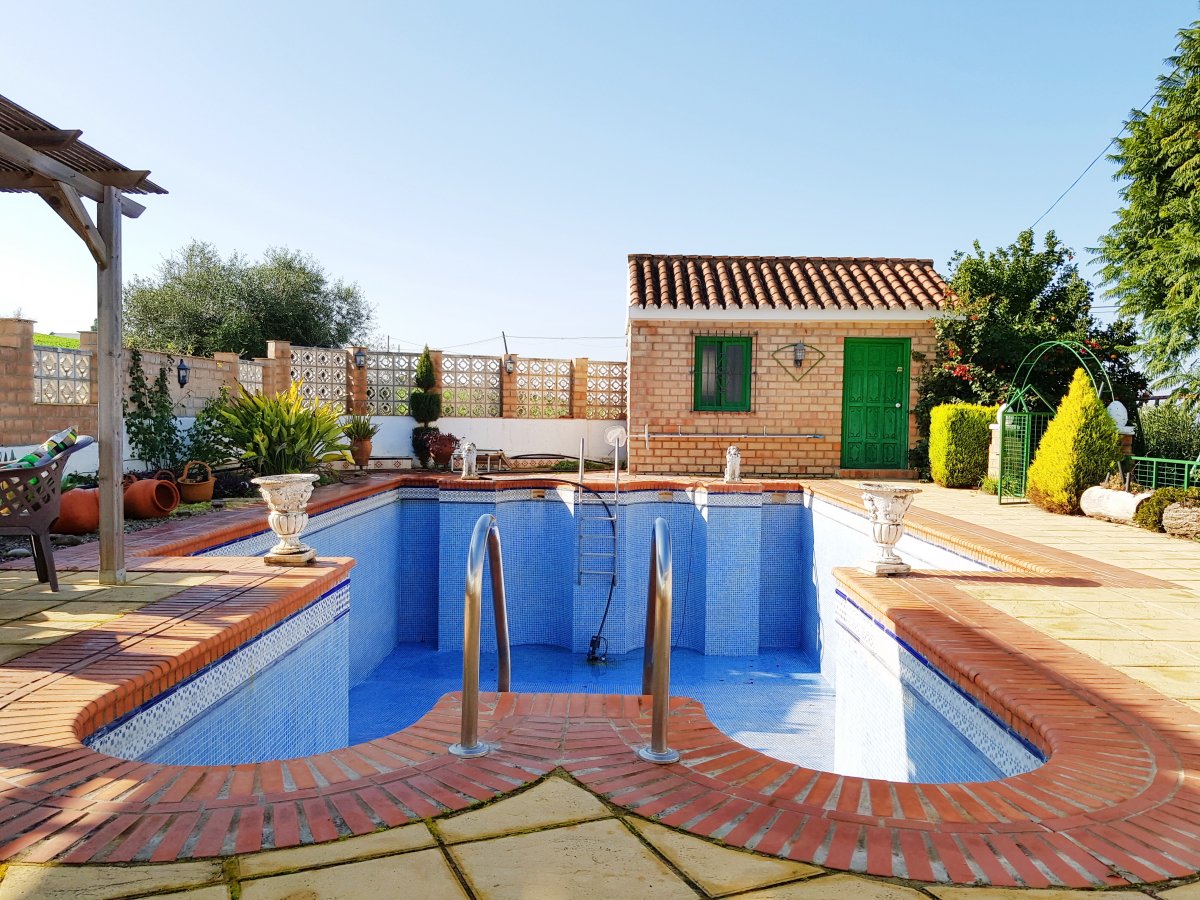 Andaluz Homes
