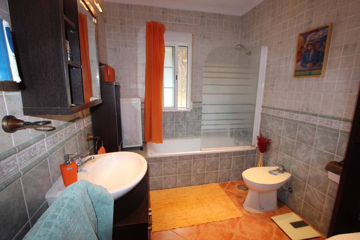 Andaluz Homes
