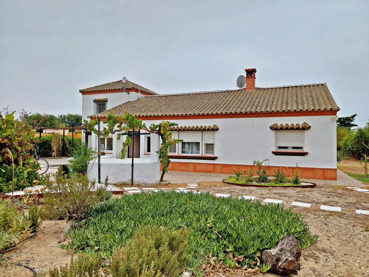 Andaluz Homes