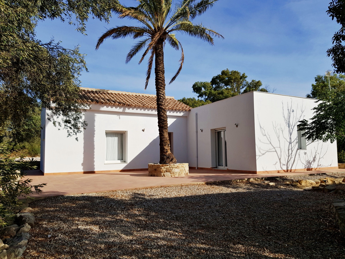 Andaluz Homes