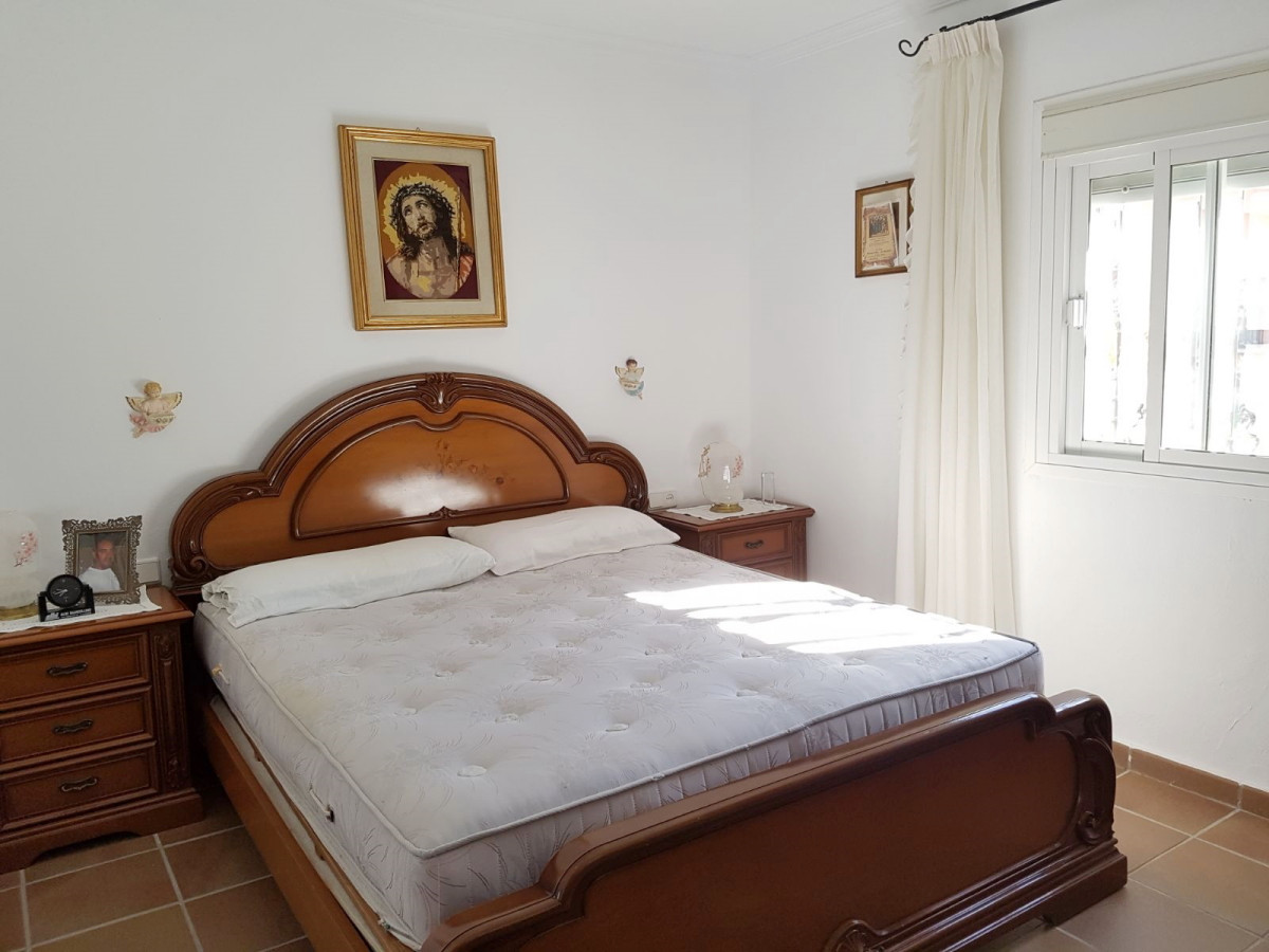 Andaluz Homes
