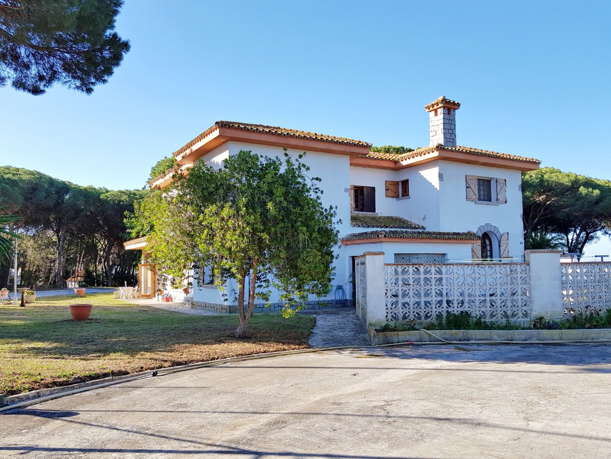 Andaluz Homes