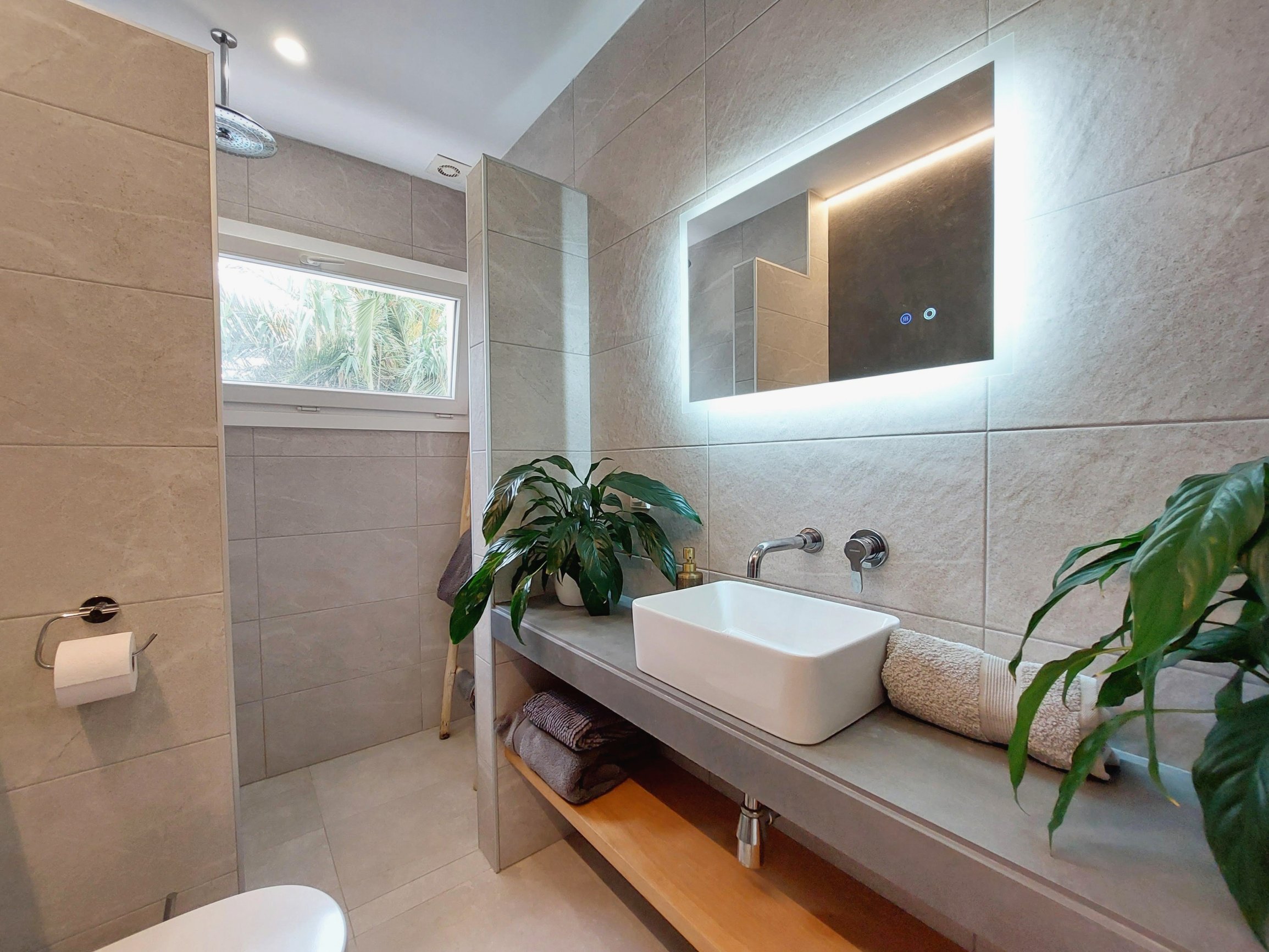 Andaluz Homes