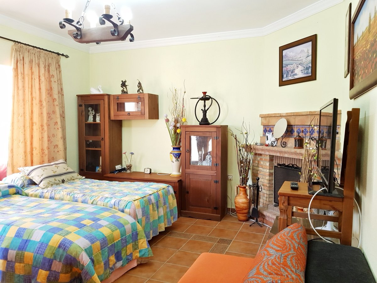 Andaluz Homes
