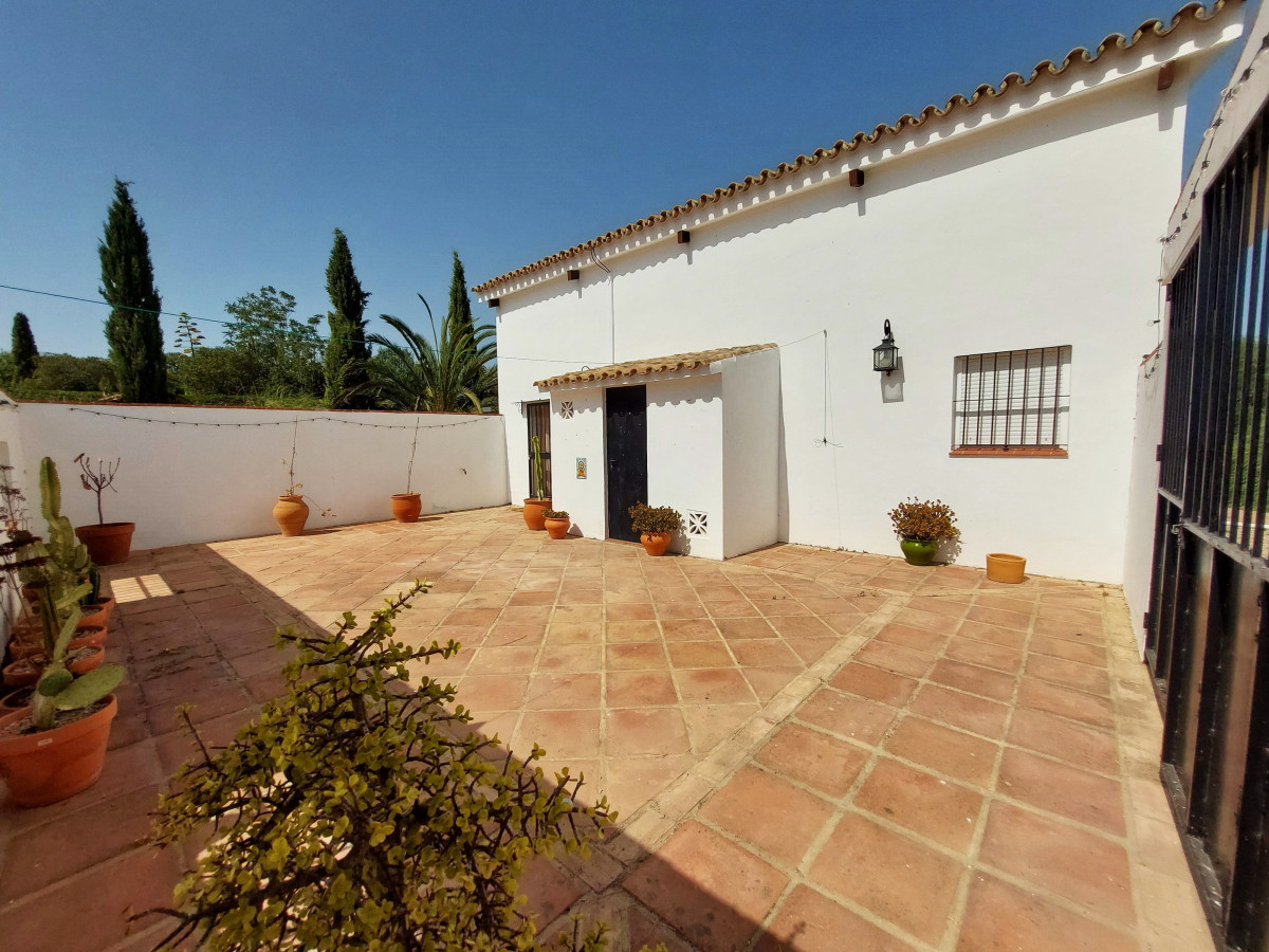 Andaluz Homes