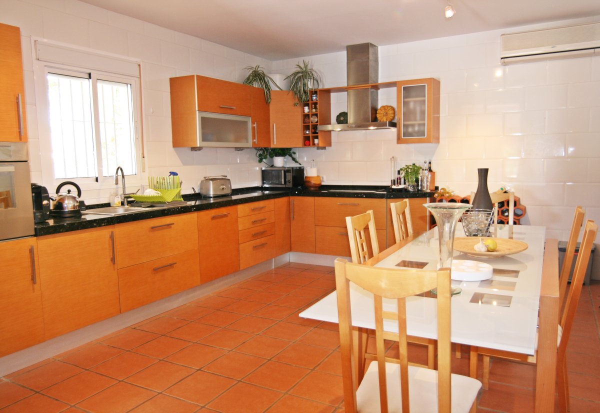 Andaluz Homes