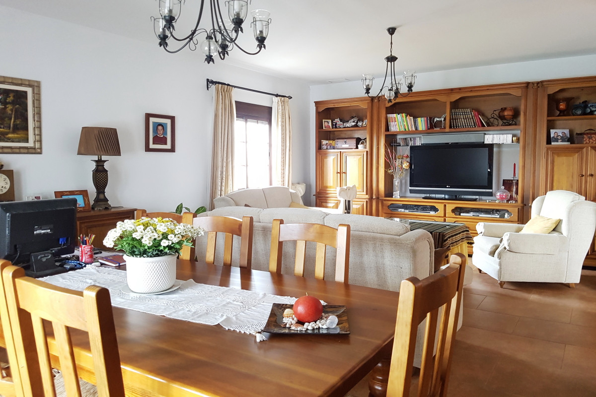 Andaluz Homes