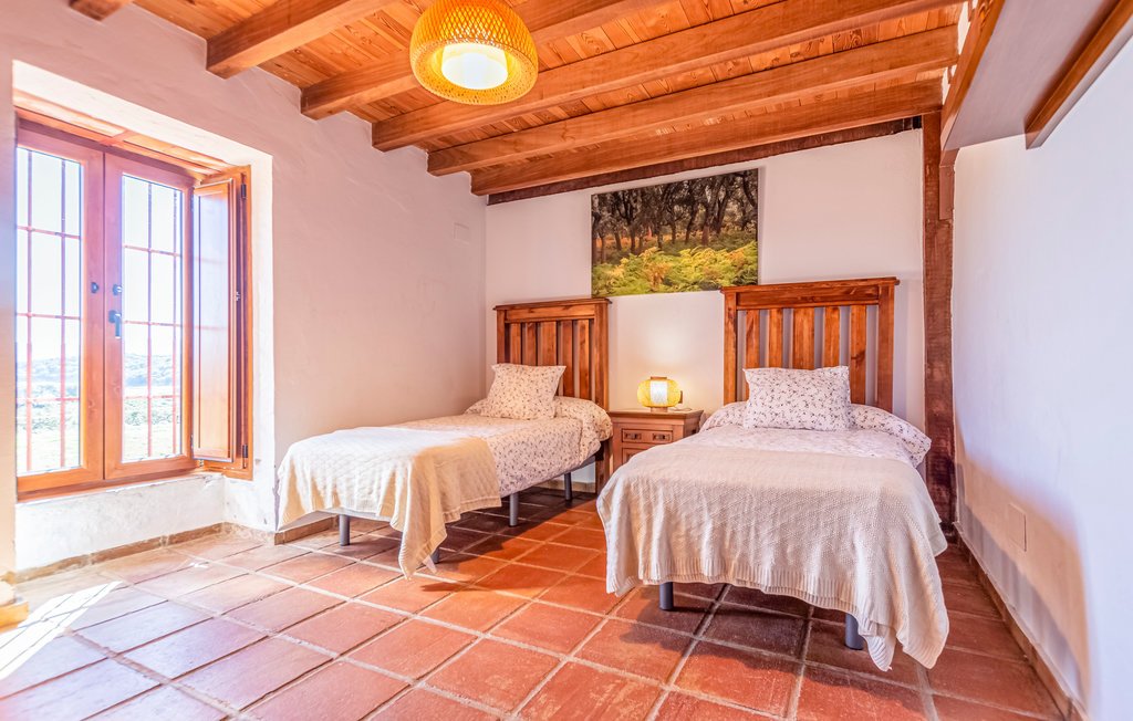 Andaluz Homes