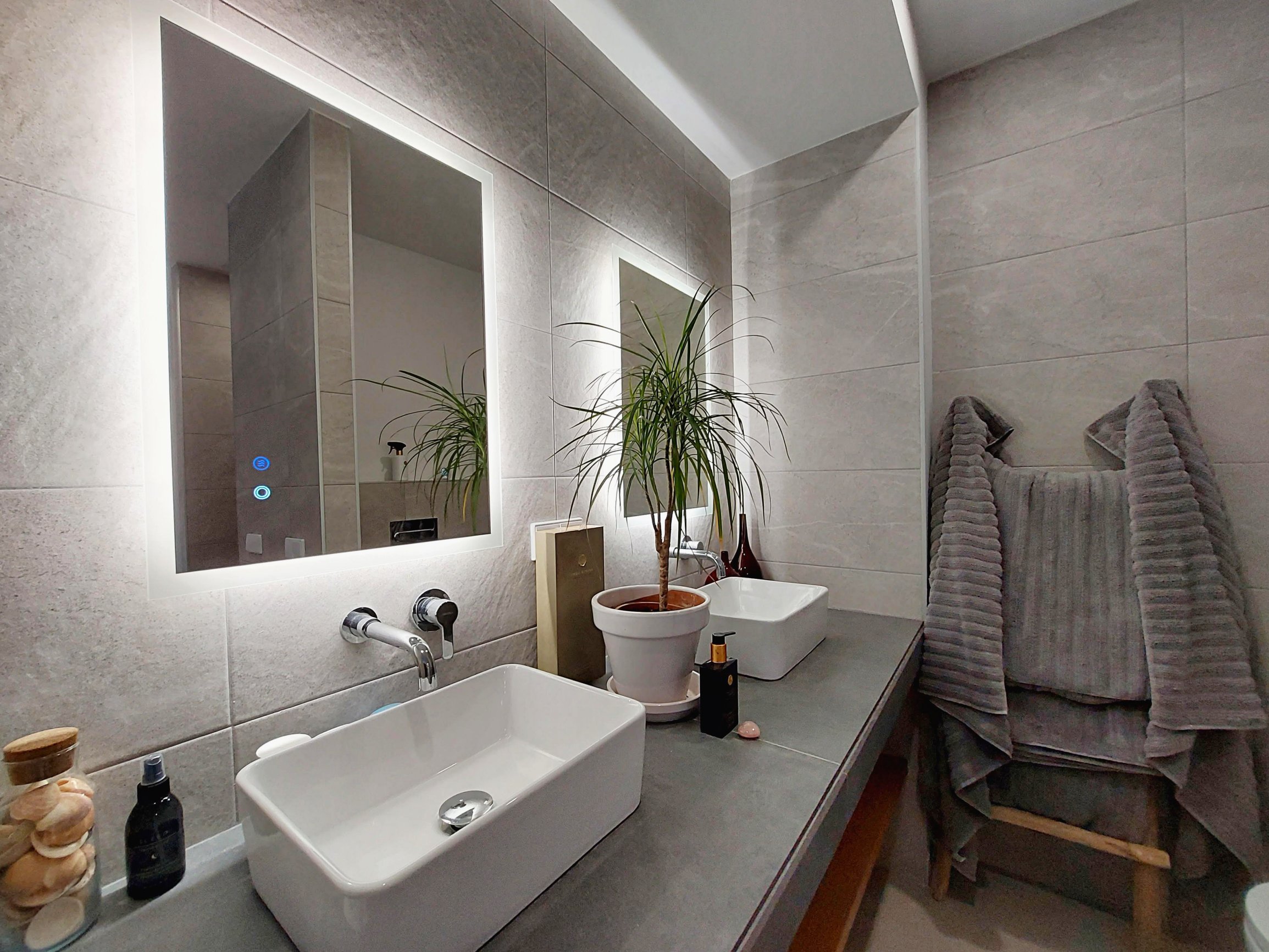 Andaluz Homes