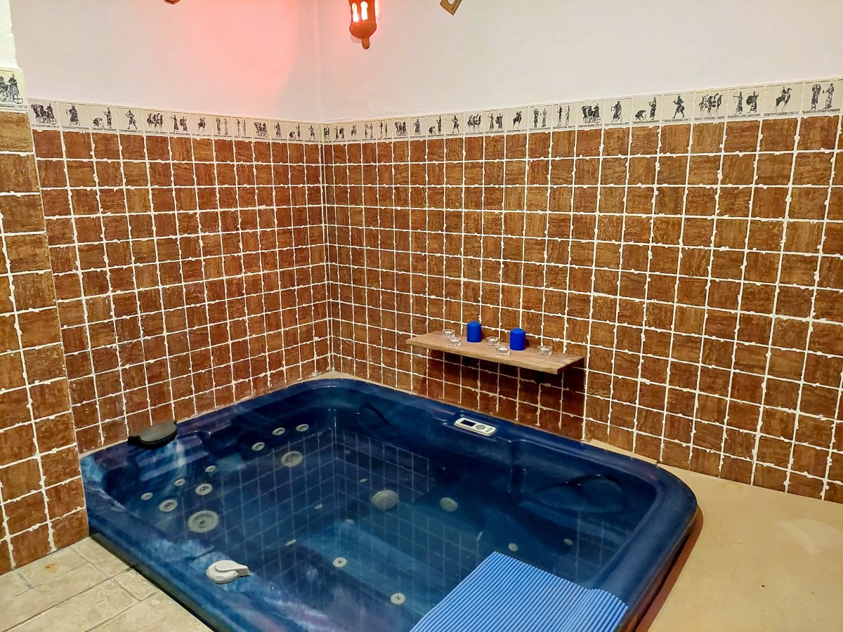Andaluz Homes