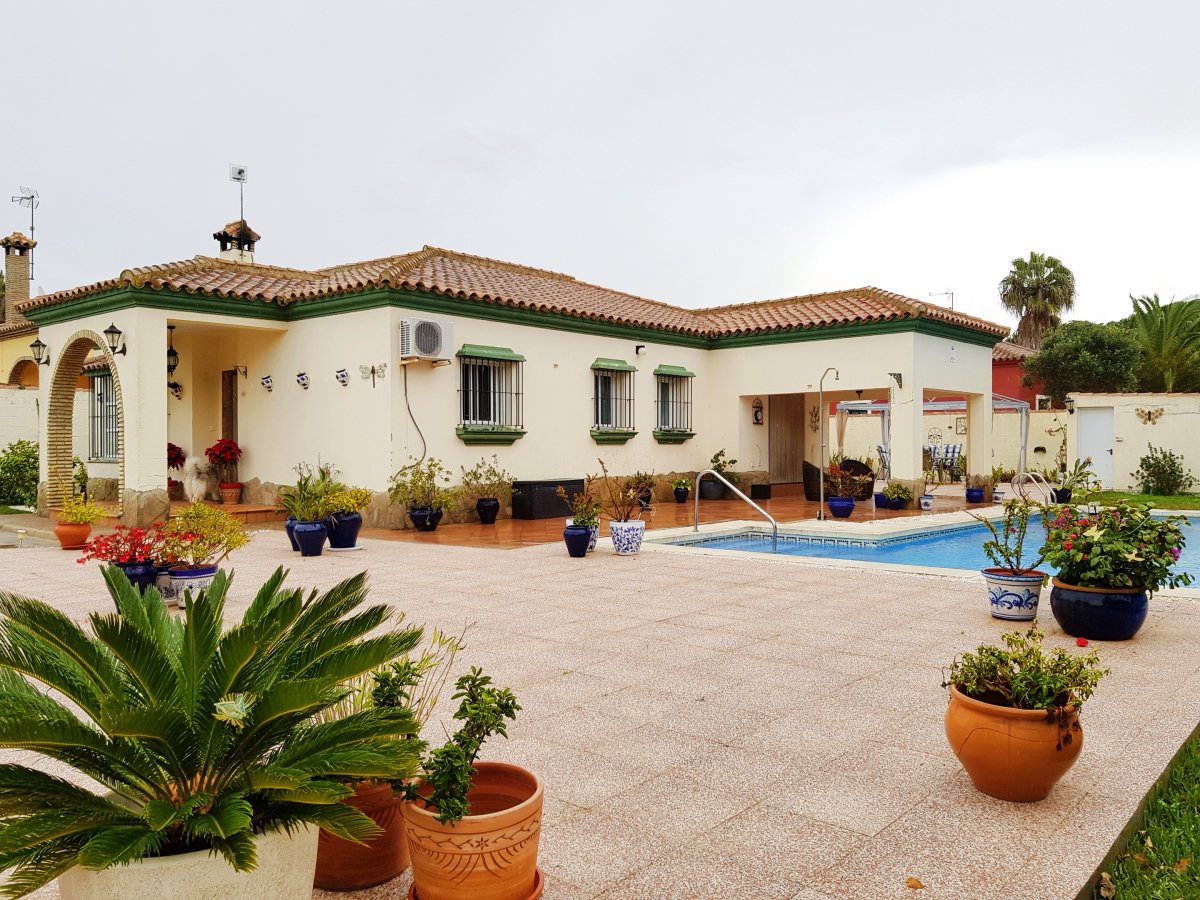 Andaluz Homes