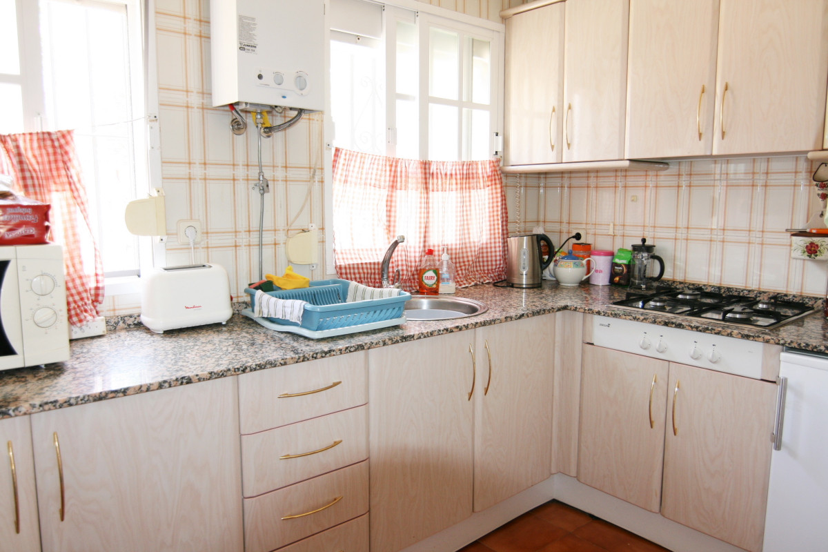 Andaluz Homes