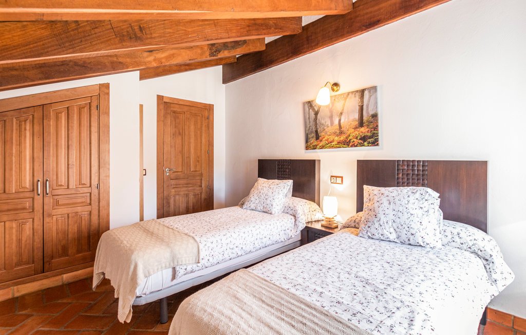 Andaluz Homes