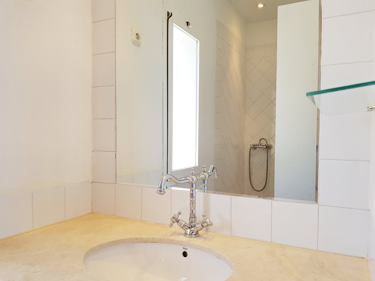 Andaluz Homes