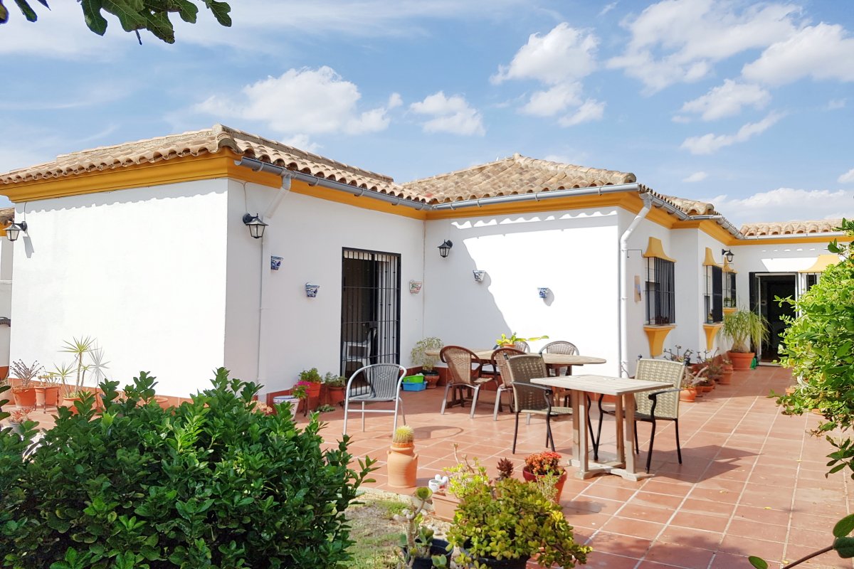 Andaluz Homes